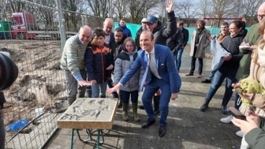 Op 23 februari 2026 vierden we de start van de nieuwbouw, klik voor een vergroting